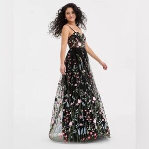 NWT city studio embroidered mesh gown